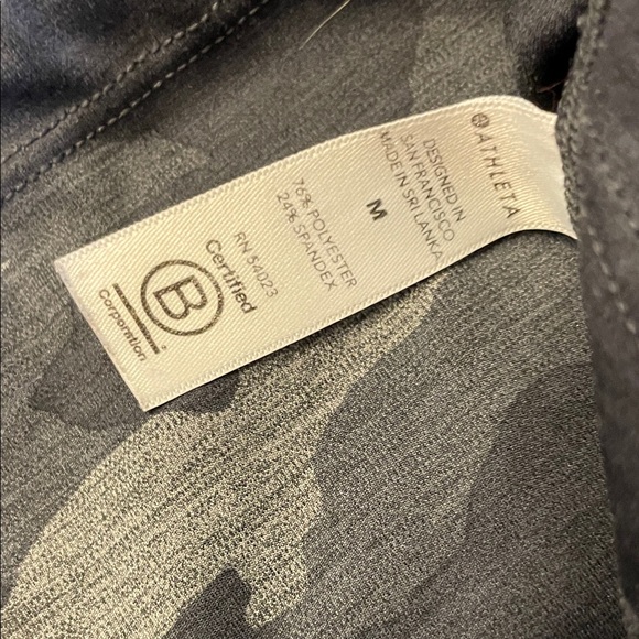 Athleta Camo leggings - Picture 4 of 5